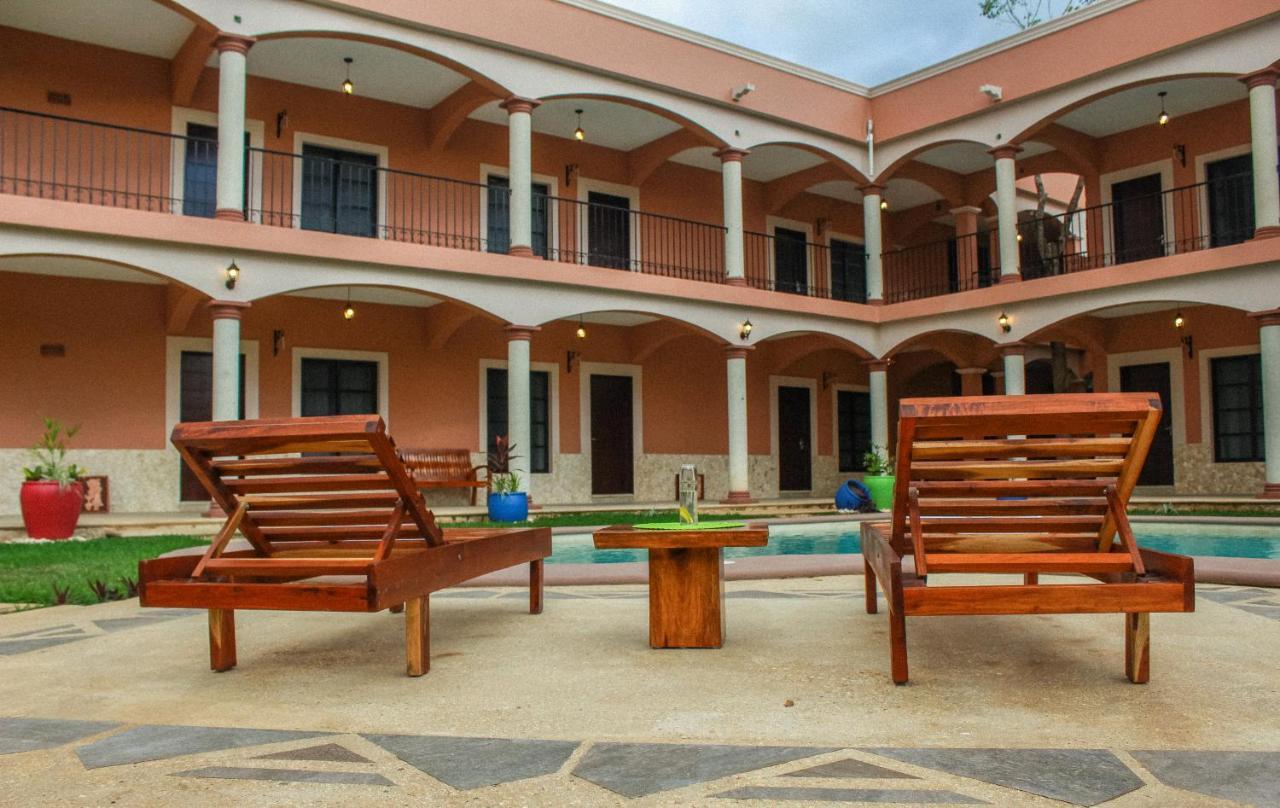 Hotel Los Frailes, Valladolid, Yucatan فالادوليد المظهر الخارجي الصورة